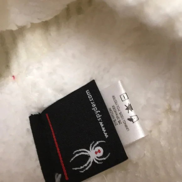 NWT Spyder Diagonal Dimension Ribbed Cuff Beanie White - Picture 2 of 3